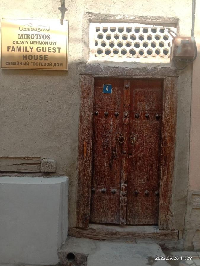In Center Of Bukhara Family Guest House Mirg'Iyos ภายนอก รูปภาพ