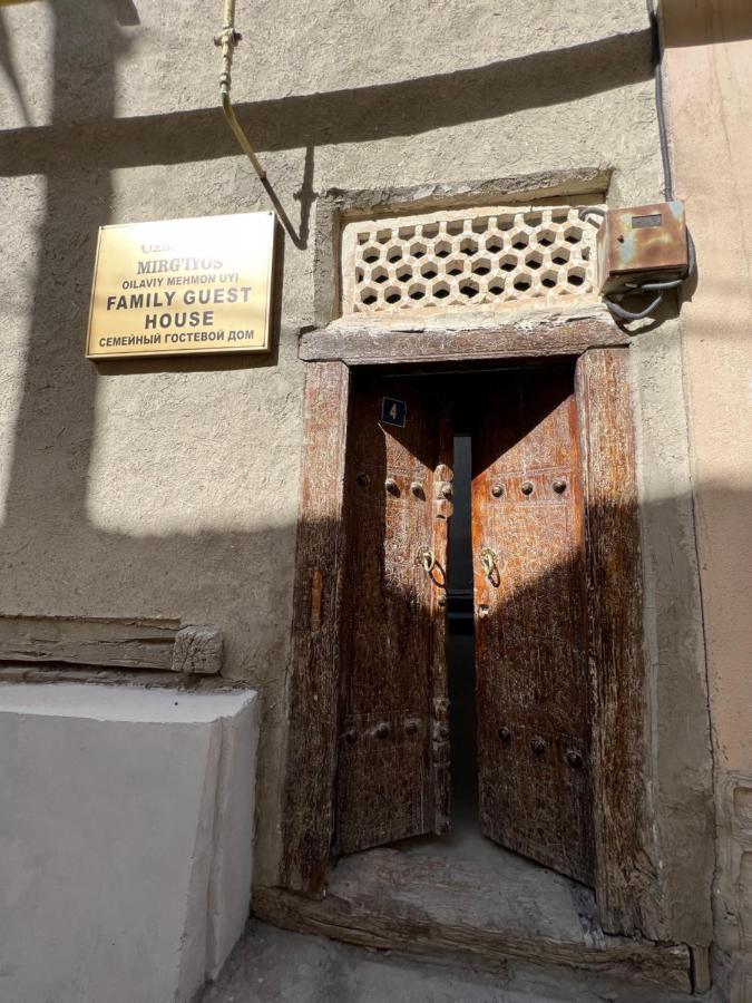 In Center Of Bukhara Family Guest House Mirg'Iyos ภายนอก รูปภาพ