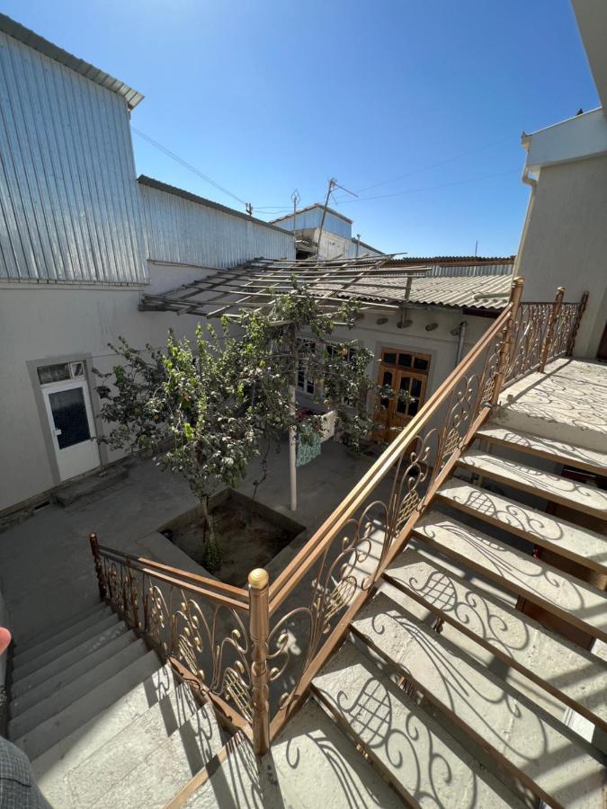 In Center Of Bukhara Family Guest House Mirg'Iyos ภายนอก รูปภาพ