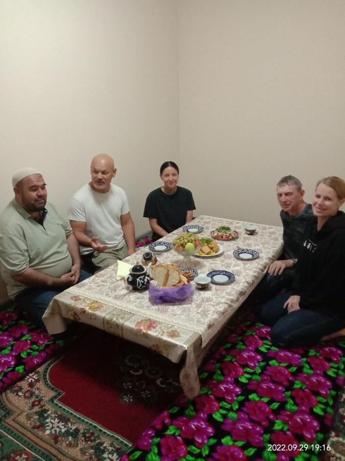In Center Of Bukhara Family Guest House Mirg'Iyos ภายนอก รูปภาพ